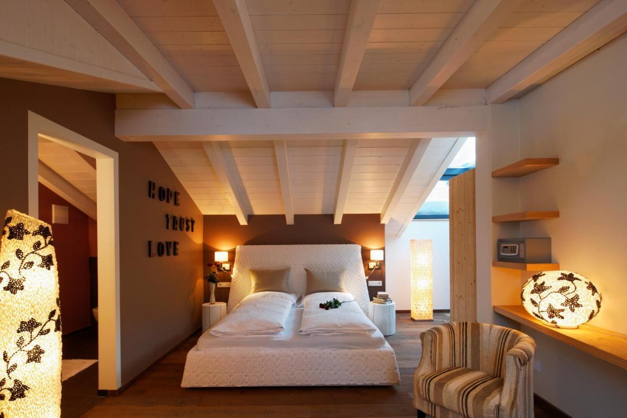 Hotel Marmolada Corvara In Badia Esterno foto