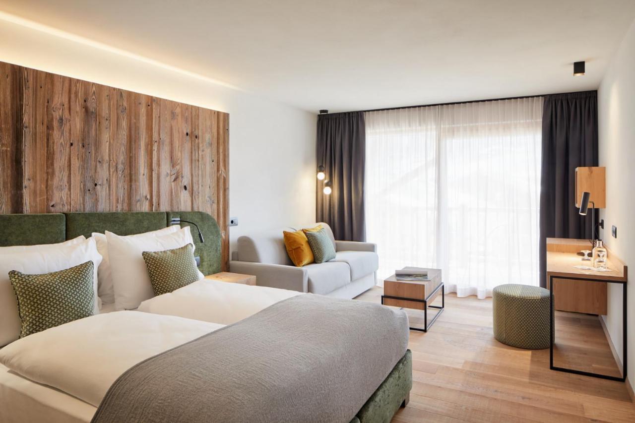Hotel Marmolada Corvara In Badia Esterno foto