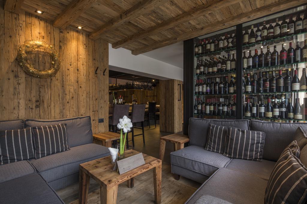 Hotel Marmolada Corvara In Badia Esterno foto
