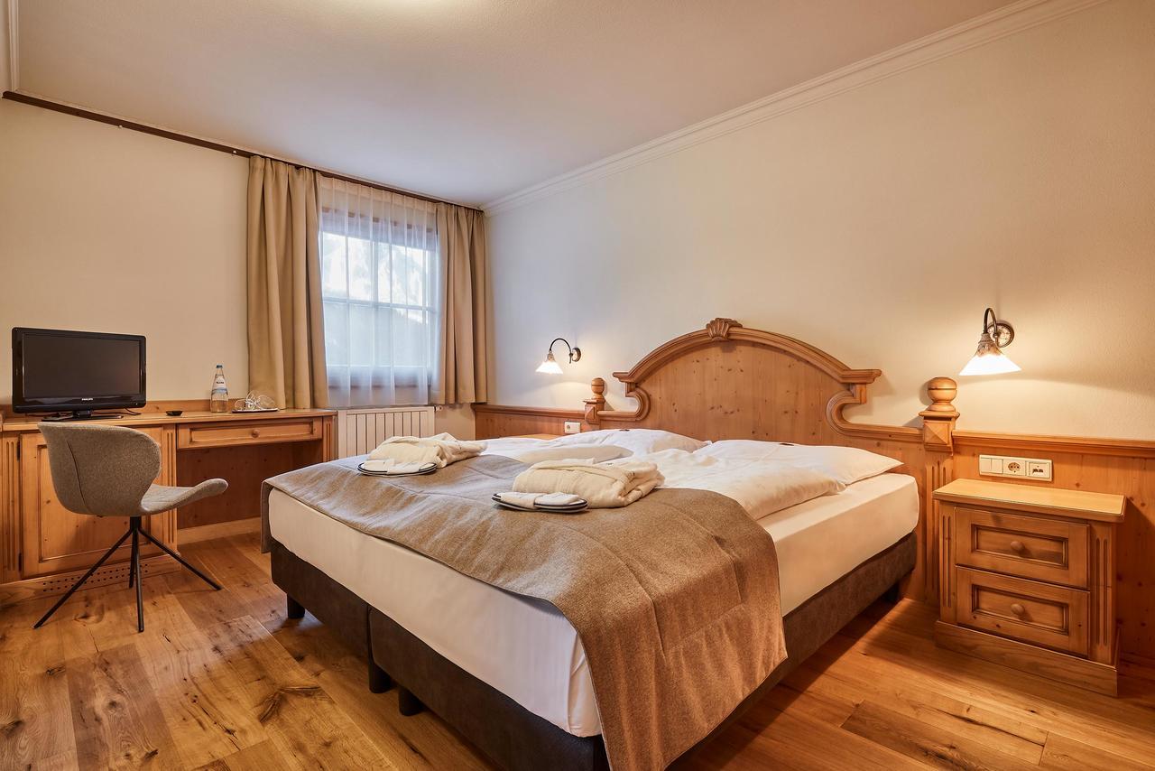 Hotel Marmolada Corvara In Badia Esterno foto