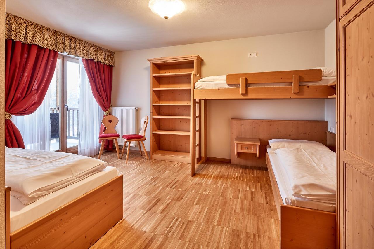 Hotel Marmolada Corvara In Badia Esterno foto