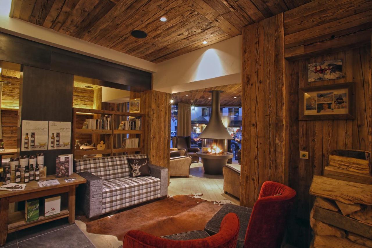 Hotel Marmolada Corvara In Badia Esterno foto